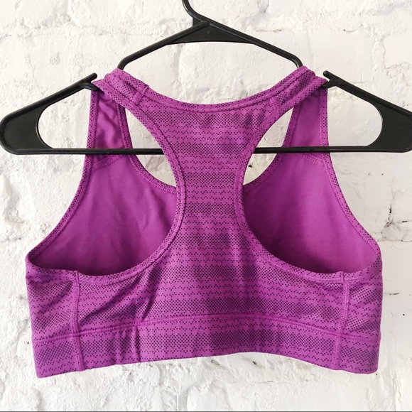 Nike Dri Fit low impact sports bra - Picture 2 of 3